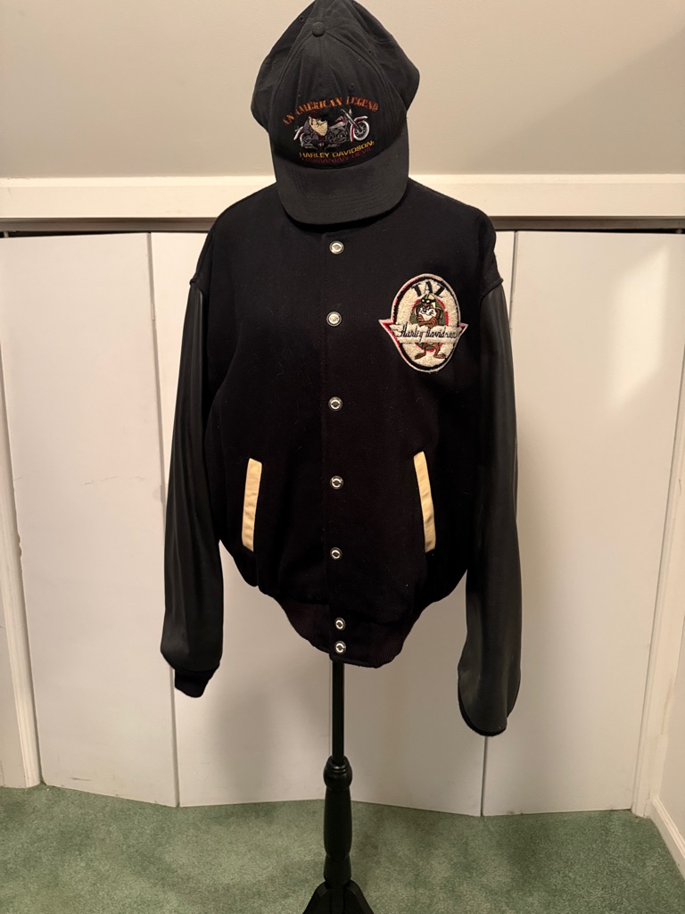 Collectors!!!! Tasmanian Devil Harley Davidson Jacket With Matching Hat.
